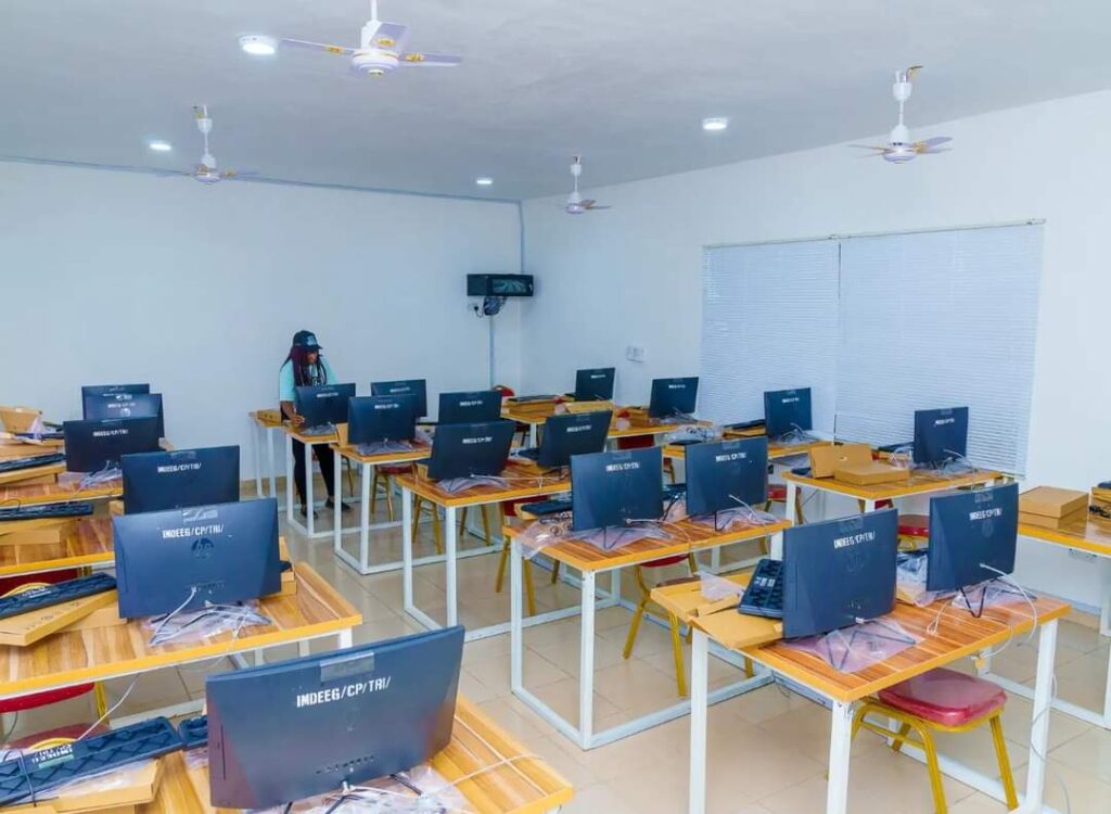 Uzodimma Flags Off 18-day AI Workshop in Umuagwo