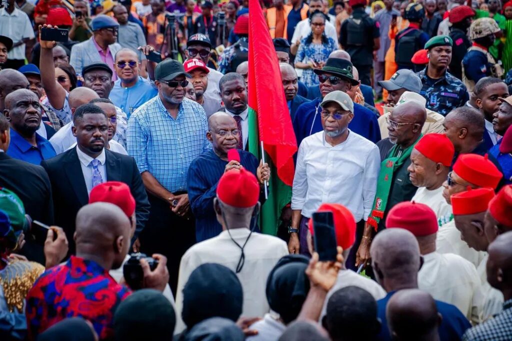 Otti Hosts Mass Labour Party Defection Event in Isialangwa Abia Labour Party