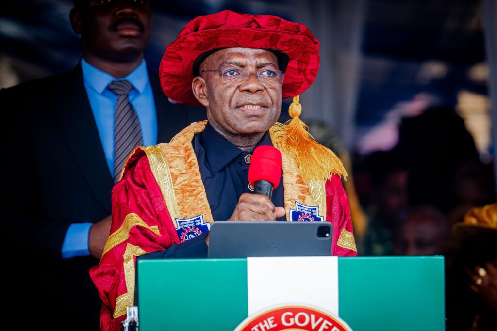 Otti doles out N100 million Grant to Polytechnic Graduates in Aba Ogbonnaya Onu Polytechnic